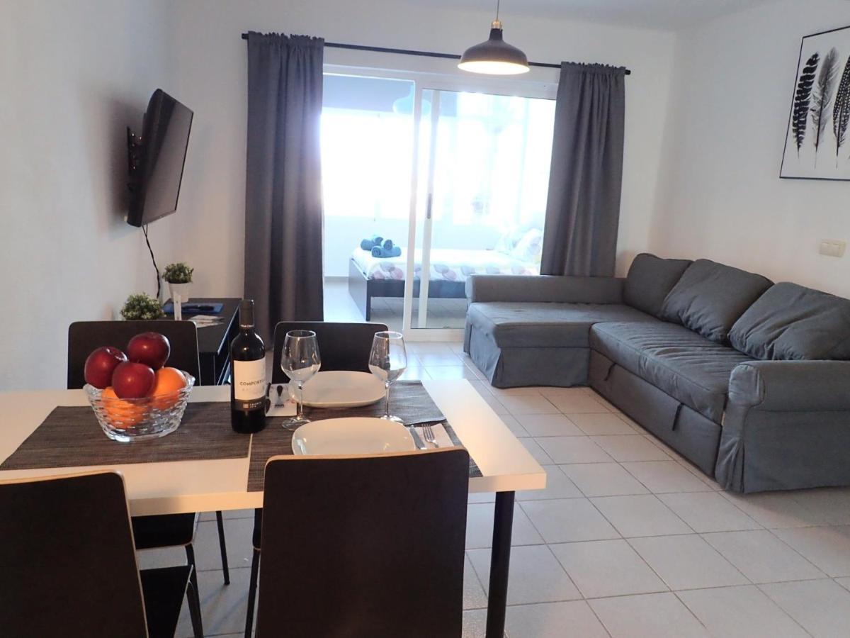 Beautiful Studio On The Seafront Коста-Тегисе Экстерьер фото